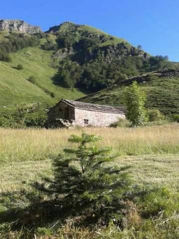 imagen 1 de Venta de casa rural, cabaña en Cantabria