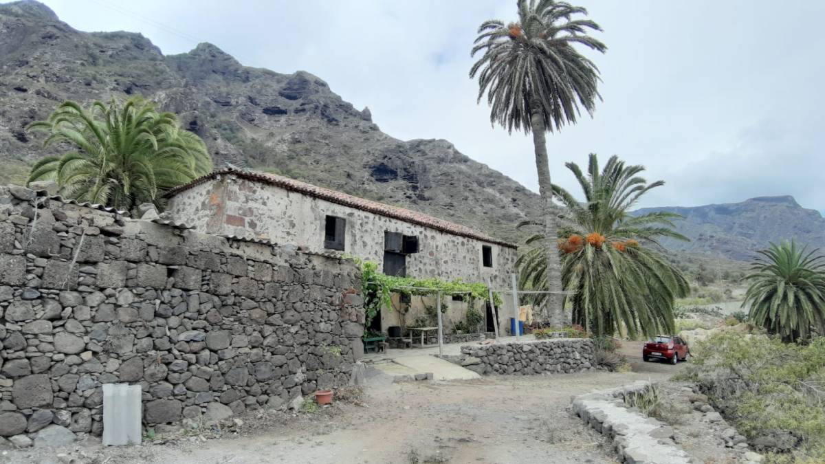 imagen 1 de Finca con Casa Rural con Encanto en Buenavista del Norte, Tenerife