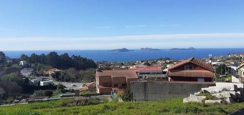 imagen 1 de Venta de terreno con buenas vistas en Priegue (Pontevedra)