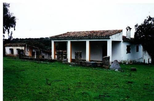 imagen 1 de Venta de bonita finca con cortijo en Castilblanco de los Arroyos