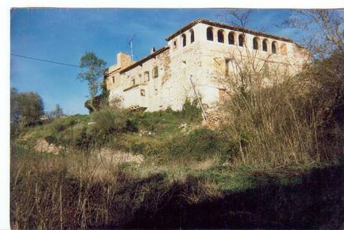 imagen 1 de Venta de terreno con antigua masía en Arboli (Tarragona)