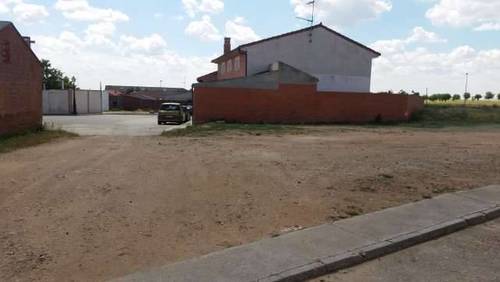 imagen 1 de Venta de terreno urbanizable en Pozalbez (Valladolid)