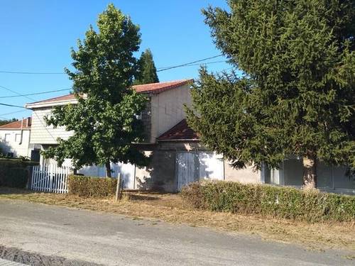 imagen 5 de Venta de casa rural con dos almacenes y terreno en Xinzo de Limia