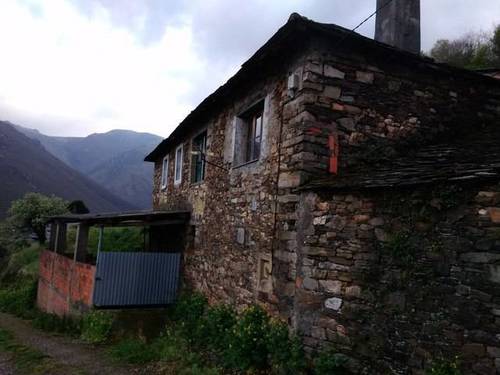 imagen 1 de Venta de casa rural en alta montaña Villayon (Asturias)