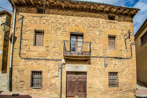 imagen 1 de Casa de piedra y negocio en Rioja Alavesa