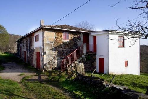 imagen 3 de Venta de casa rural en Barxela (Ourense)