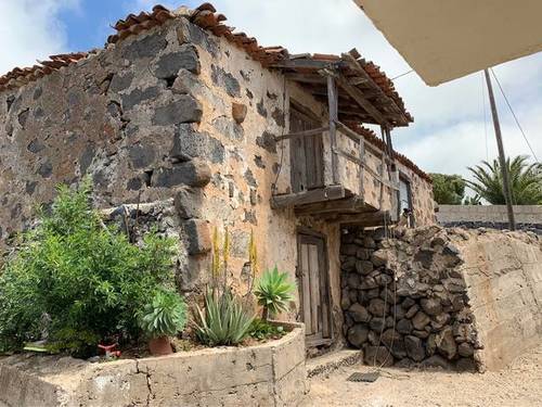 imagen 3 de Venta de casa rural a reformar en Arona (Tenerife)