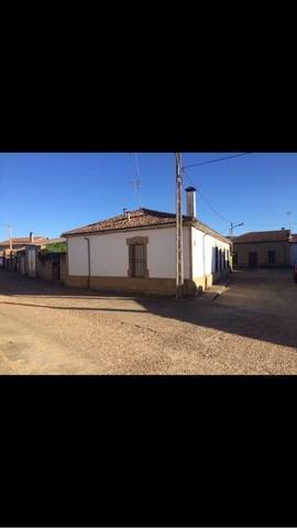 imagen 1 de Venta de casa rural en San Muñoz (Slamanca)