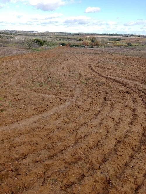 imagen 3 de Terreno rústico con escritura pública y pozo.