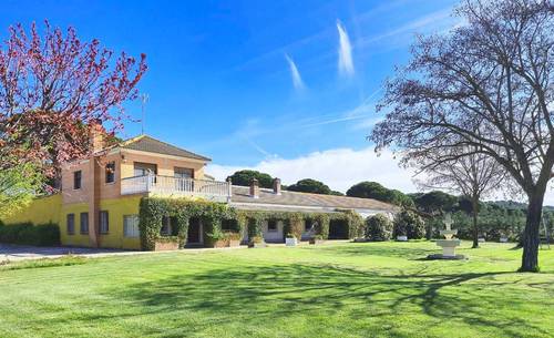imagen 1 de Magnifica finca con gran casa para negocio