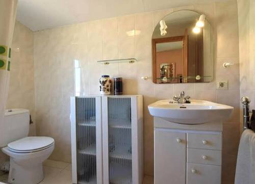 imagen 13 de Magnifica finca con gran casa para negocio