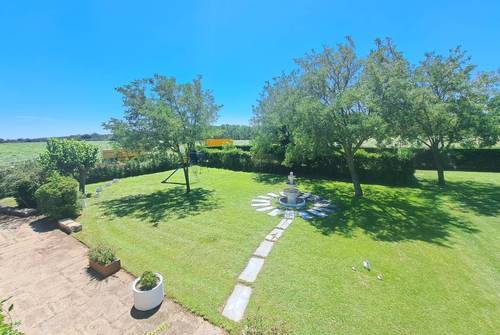 imagen 16 de Magnifica finca con gran casa para negocio