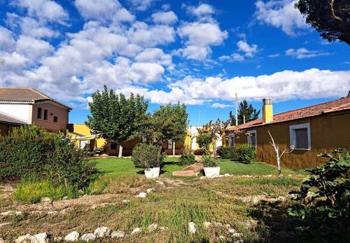 imagen 24 de Magnifica finca con gran casa para negocio