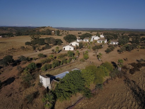 imagen 29 de Oportunidad Única: Venta de Complejo de Alojamiento Rural en el Andévalo de Huelva