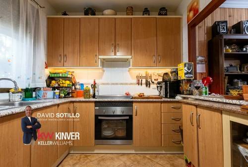 imagen 10 de Finca rústica con vivienda, olivar, frutales y autonomía energética en Andújar