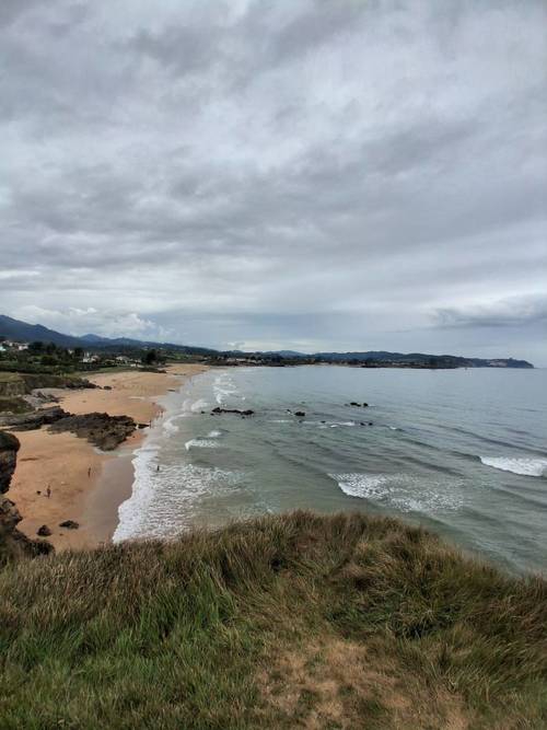 imagen 17 de CASERÓN ASTURIANO CON TERRENO MAR Y MONTAÑA A 5 min