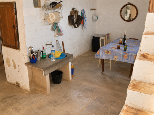 imagen 8 de Finca de 5,5 hectáreas con almendros, olivos y posibilidad de construir vivienda – 30.000 €